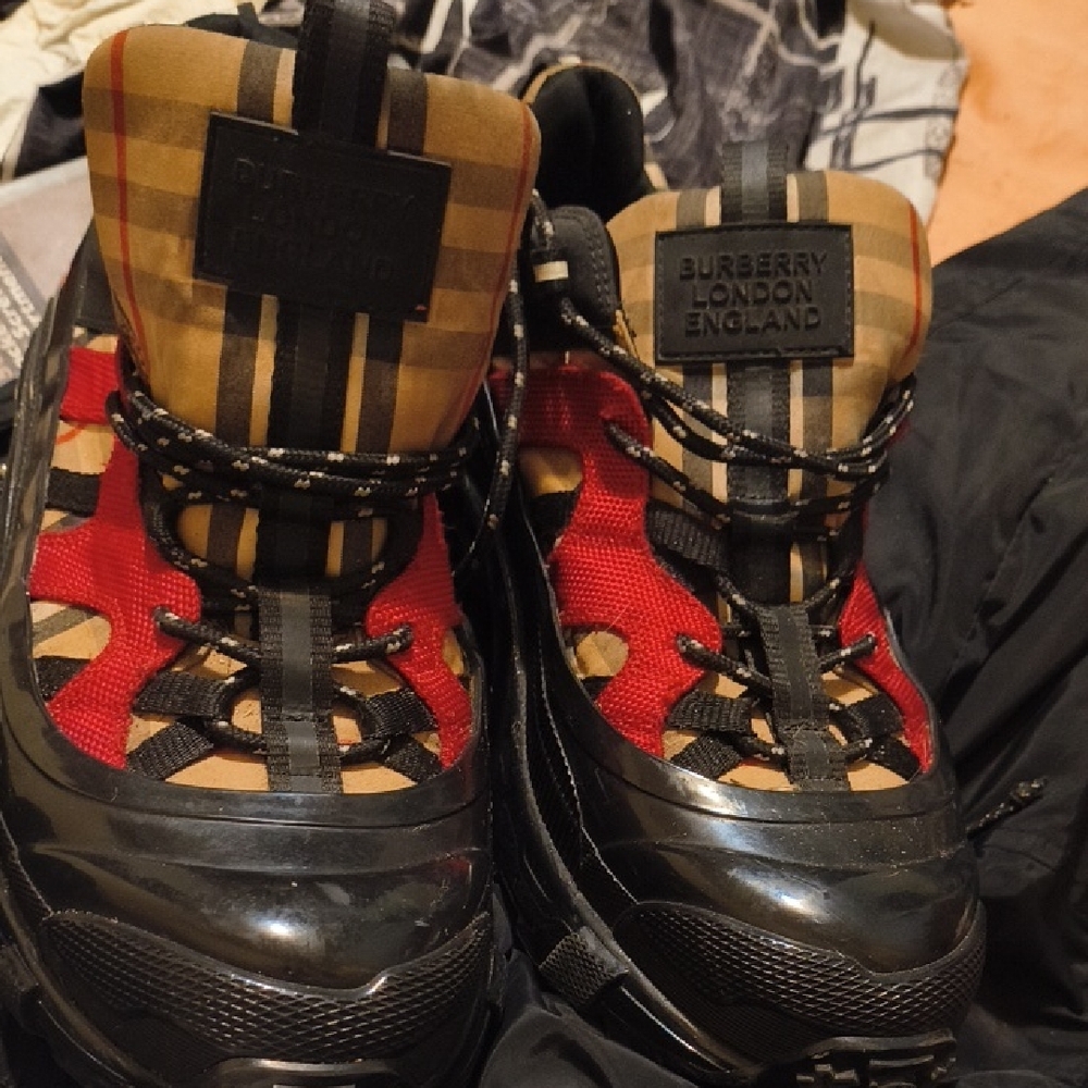 Burberry Red and Black Men's shoes